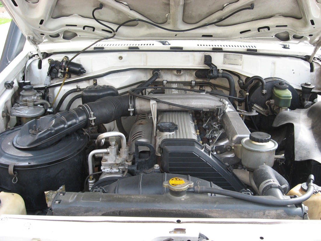 TOYOTA_1HZ_engine_01