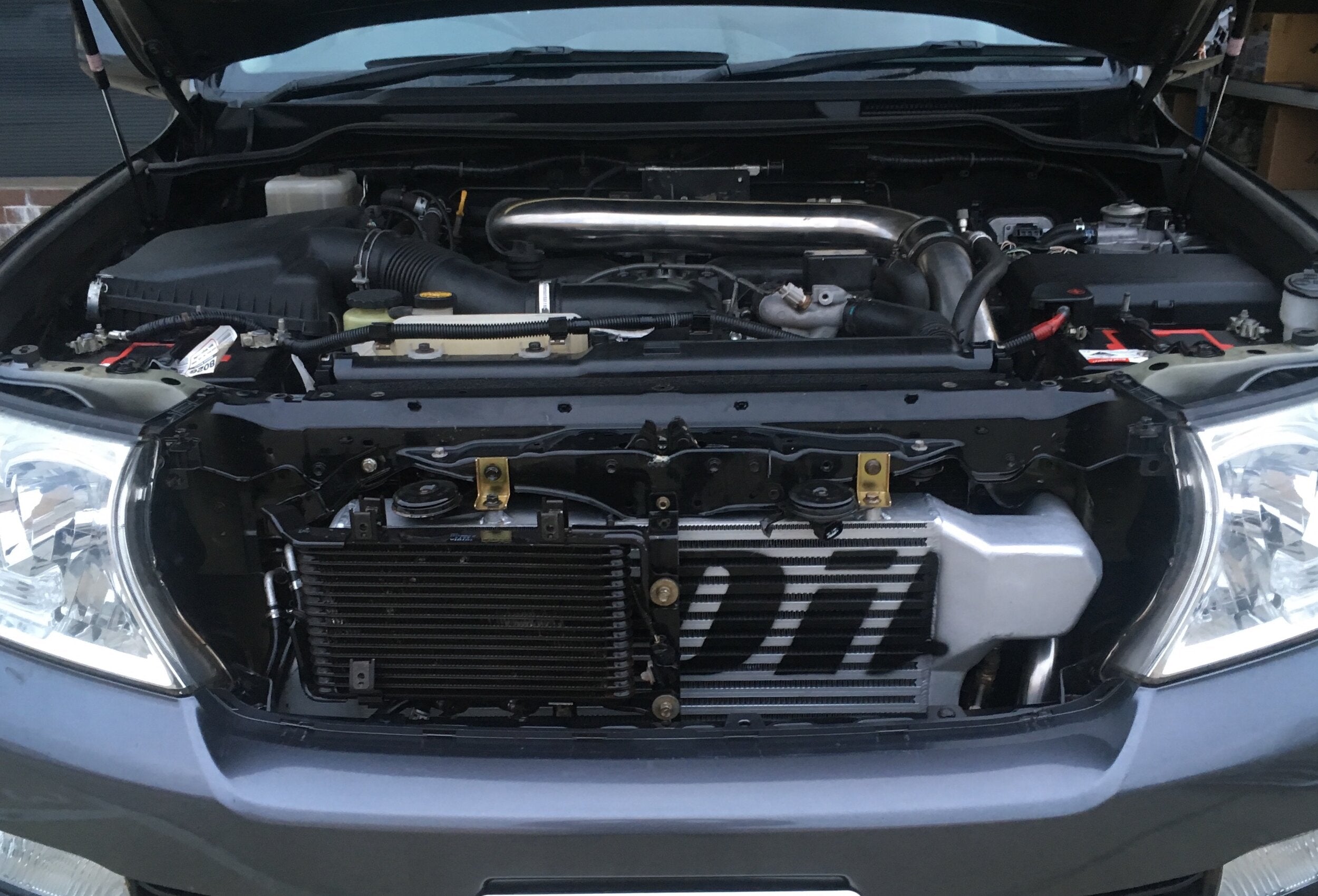 PDI+Landcruiser+200+series+Mk2+front+mount+intercooler+without+grill